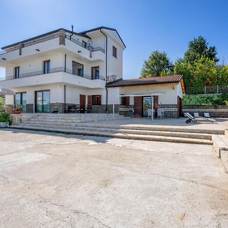 Villa Santoro Ai Tre Ulivi Con Piscina Privata Caiazzo エクステリア 写真