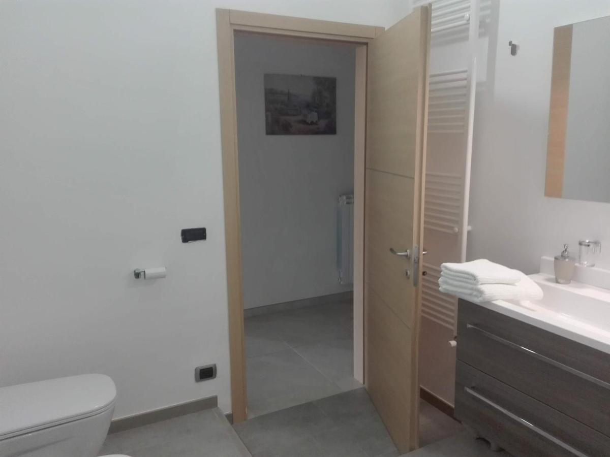 Villa Santoro Ai Tre Ulivi Con Piscina Privata Caiazzo エクステリア 写真