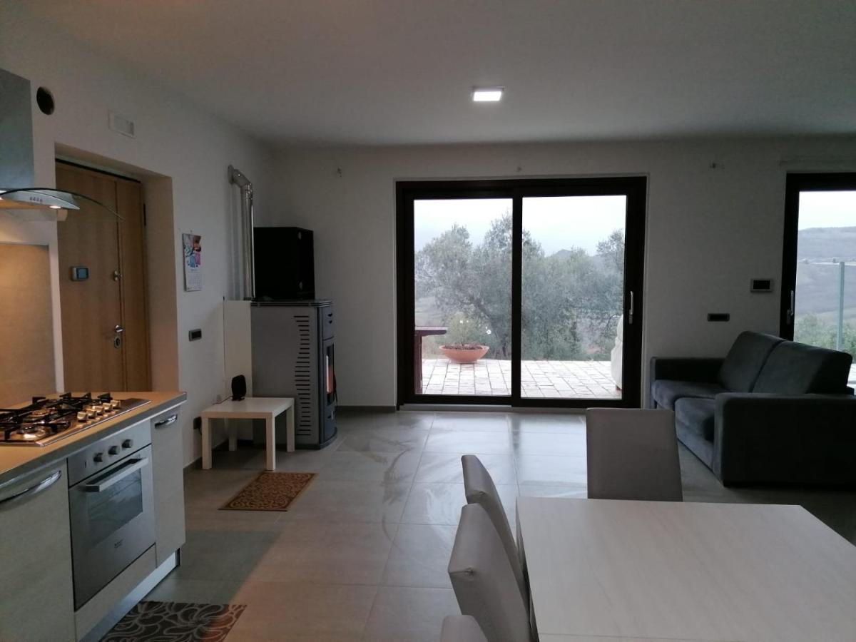 Villa Santoro Ai Tre Ulivi Con Piscina Privata Caiazzo エクステリア 写真
