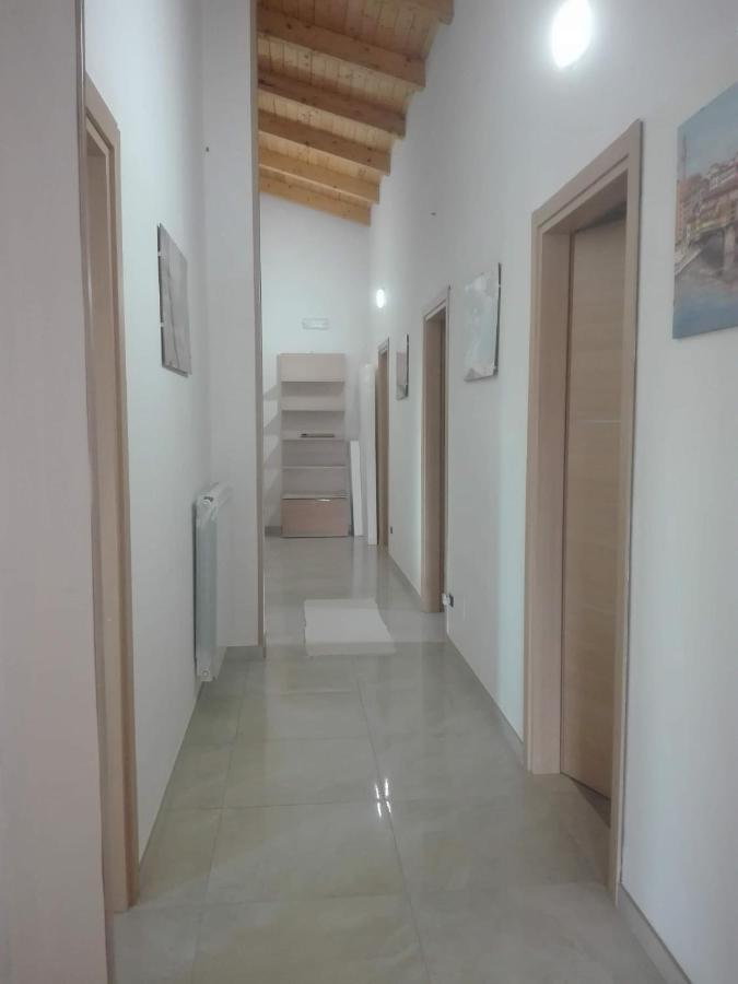 Villa Santoro Ai Tre Ulivi Con Piscina Privata Caiazzo エクステリア 写真