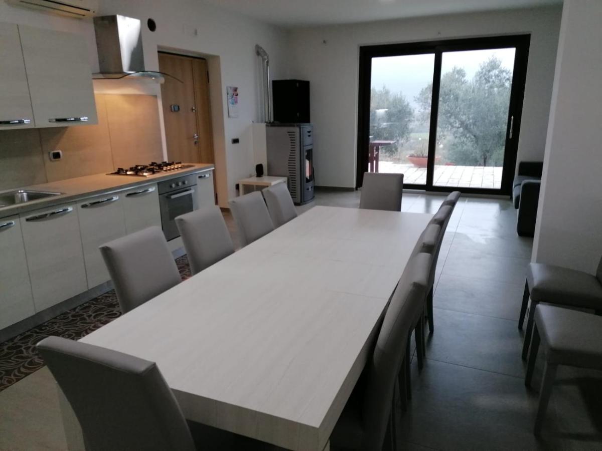 Villa Santoro Ai Tre Ulivi Con Piscina Privata Caiazzo エクステリア 写真