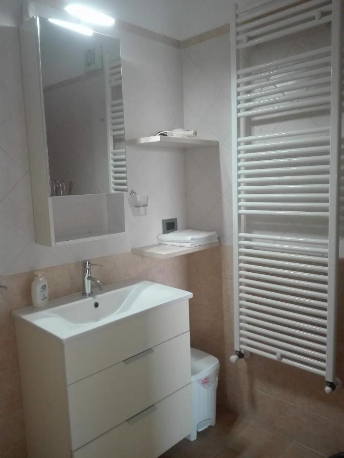Villa Santoro Ai Tre Ulivi Con Piscina Privata Caiazzo エクステリア 写真