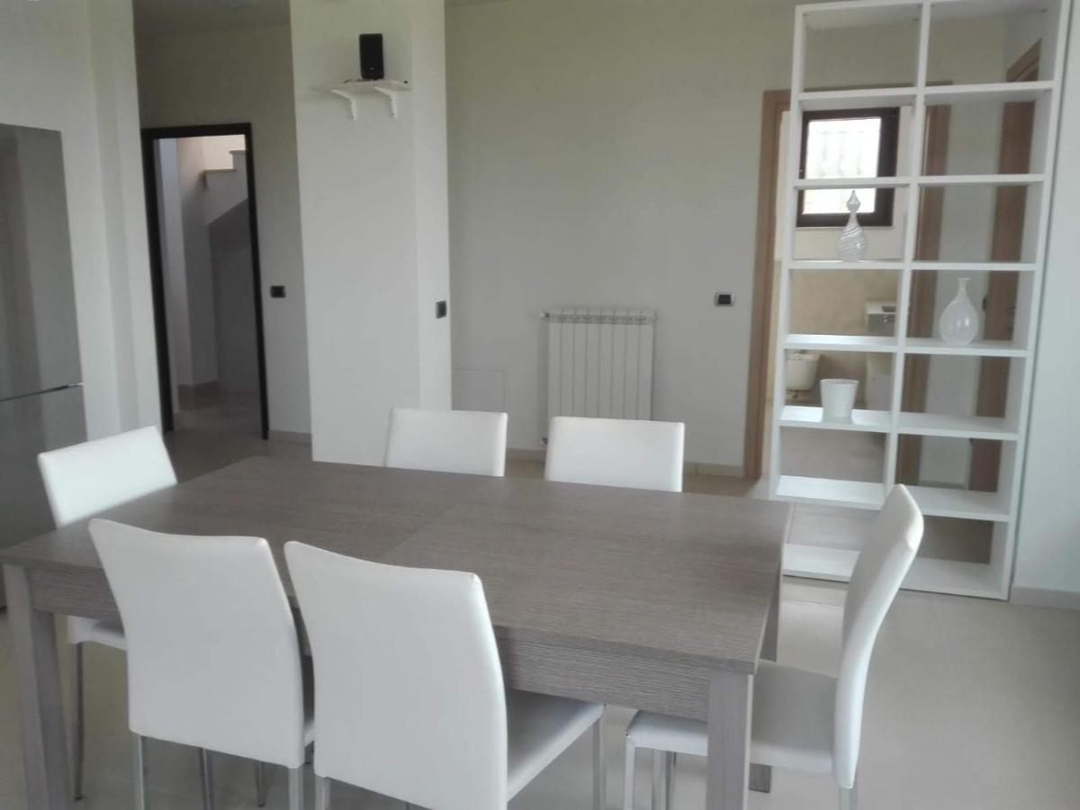Villa Santoro Ai Tre Ulivi Con Piscina Privata Caiazzo エクステリア 写真