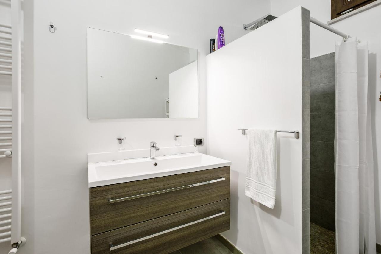 Villa Santoro Ai Tre Ulivi Con Piscina Privata Caiazzo エクステリア 写真