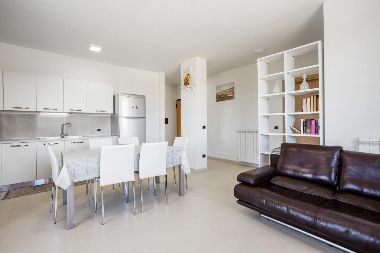 Villa Santoro Ai Tre Ulivi Con Piscina Privata Caiazzo エクステリア 写真