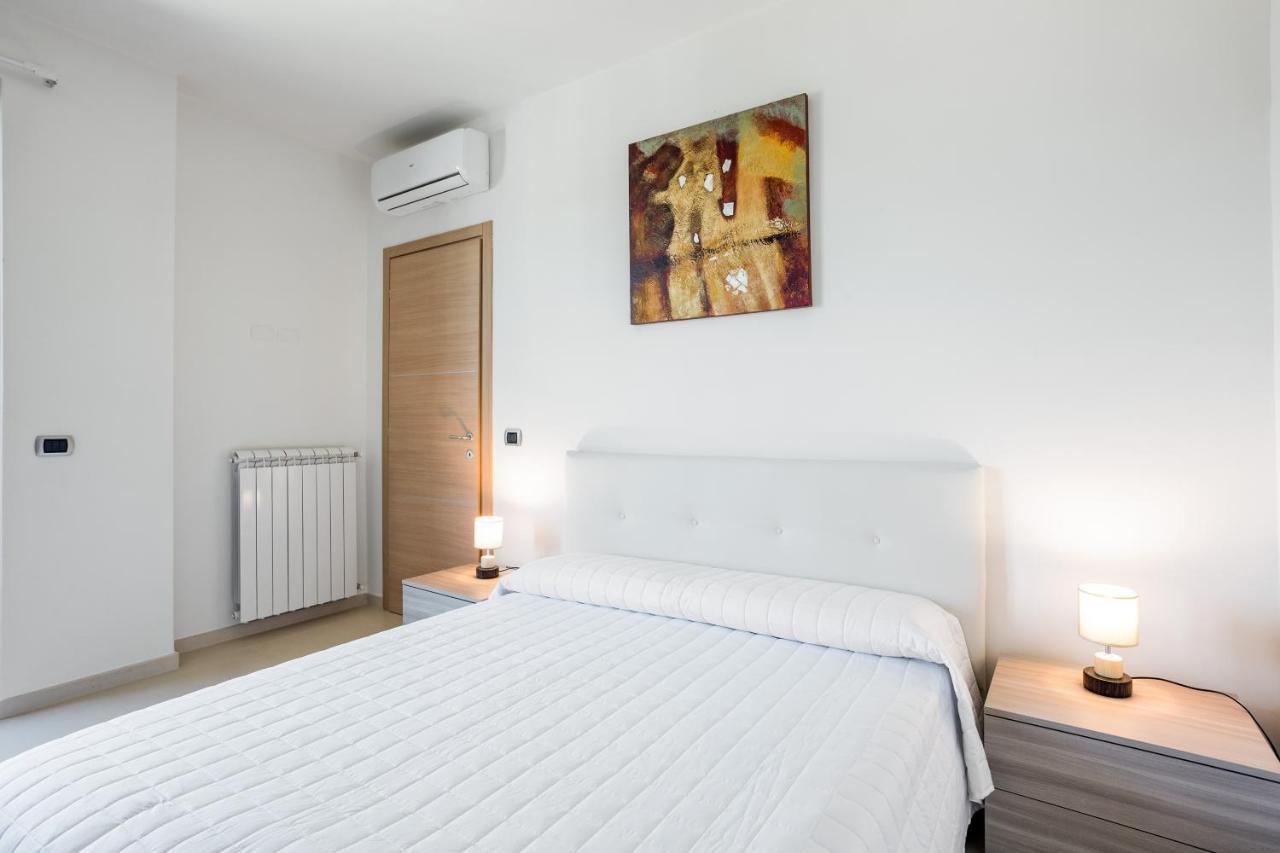 Villa Santoro Ai Tre Ulivi Con Piscina Privata Caiazzo エクステリア 写真