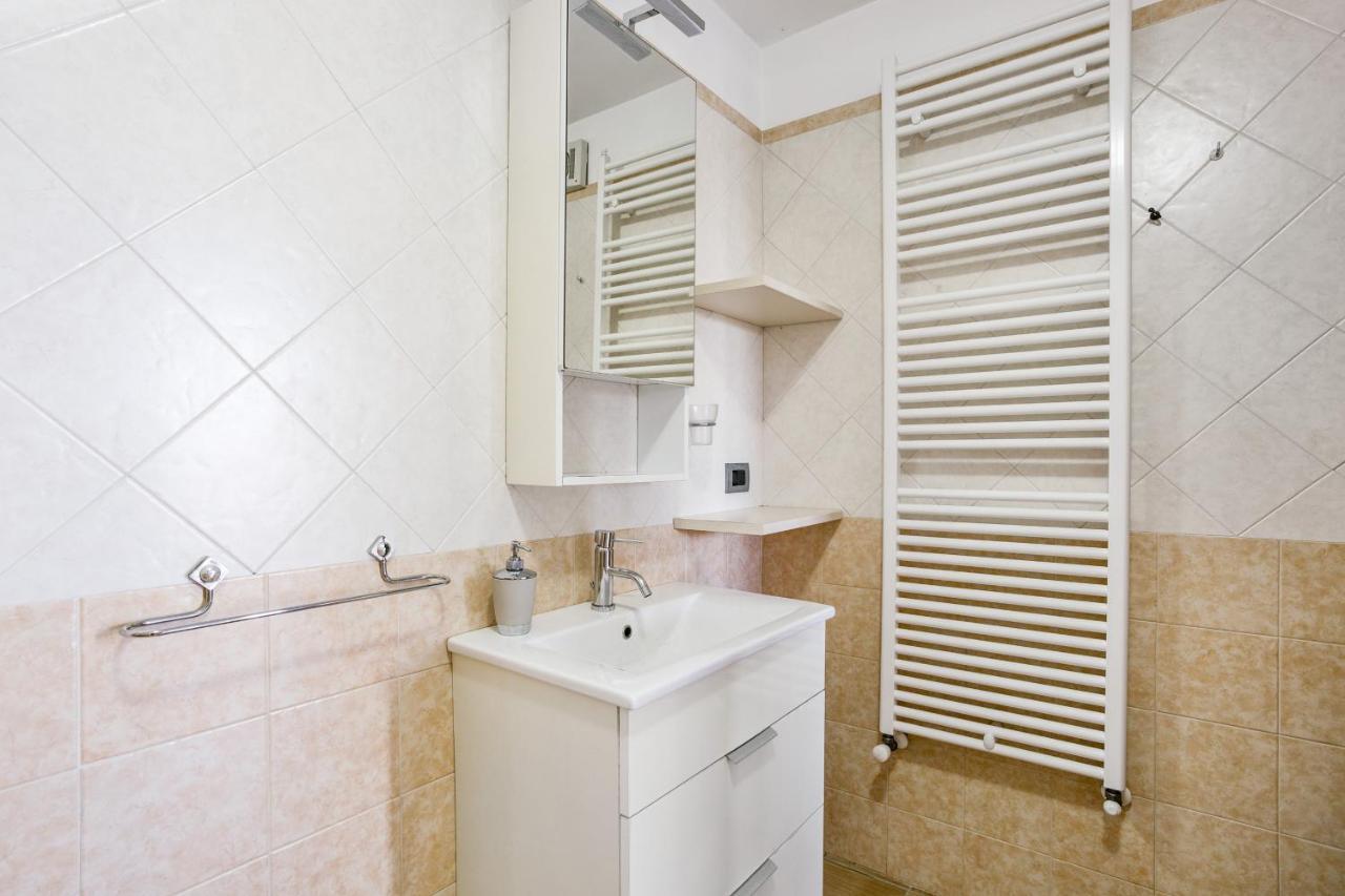 Villa Santoro Ai Tre Ulivi Con Piscina Privata Caiazzo エクステリア 写真